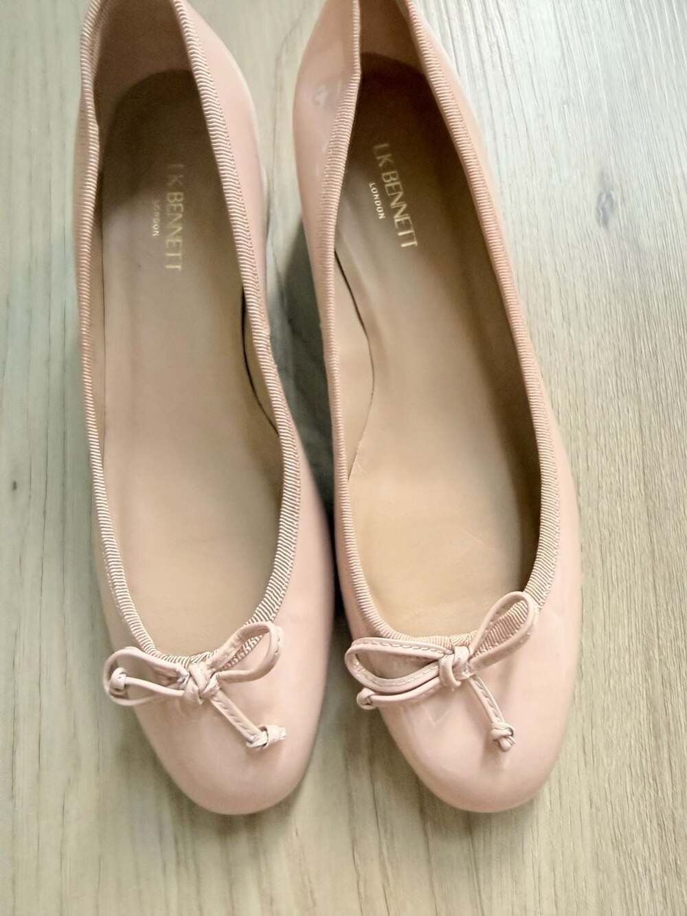 LK Bennett London Aurelie Bow Embellished Heeled Patent Leather Ballet Pumps Pin
